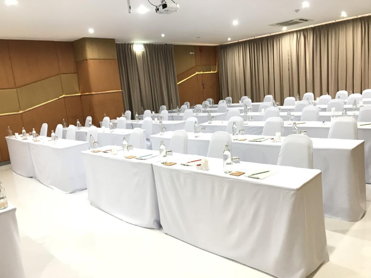 Anna-Nava Pakkret Hotel Nonthaburi Kültér fotó